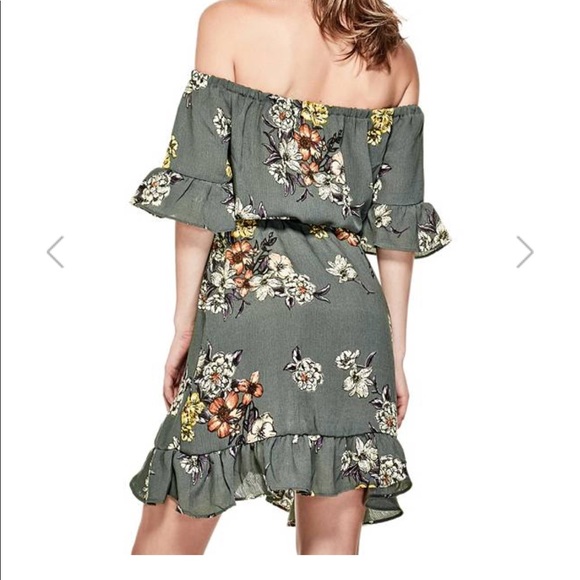 Guess off the shoulder dress - Picture 4 of 4